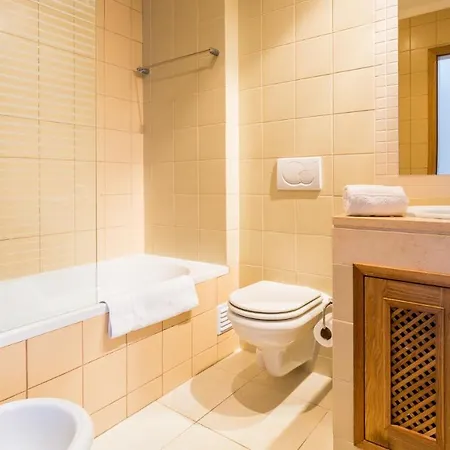 2-b Sleeps 6 Pool Parking 公寓 *