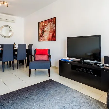 Apartamento 2-b Sleeps 6 Pool Parking