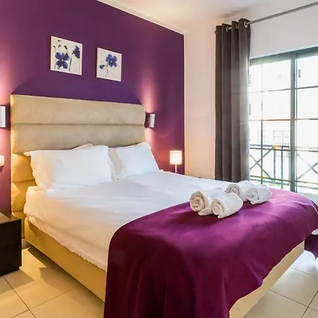 2-b Sleeps 6 Pool Parking شقة