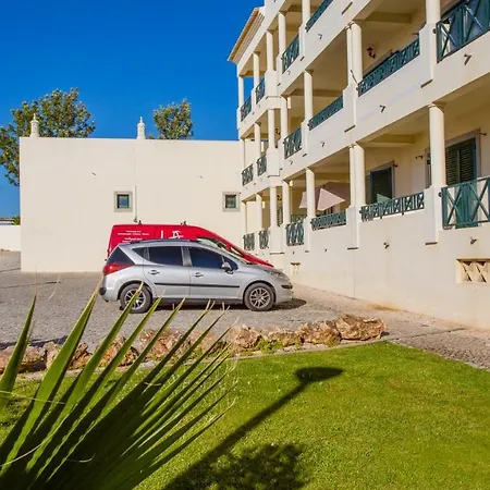 Daire 2-b Sleeps 6 Pool Parking