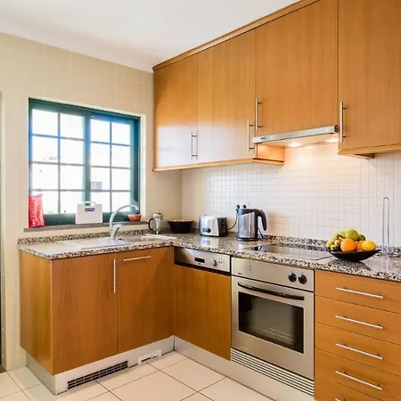 2-b Sleeps 6 Pool Parking Appartement Albufeira