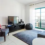 Lejlighed 2-b Sleeps 6 Pool Parking